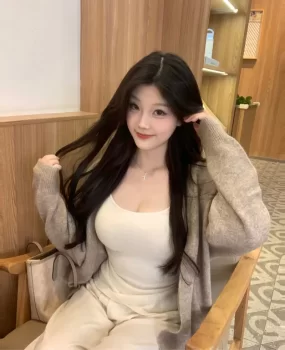 极品性感大胸美女