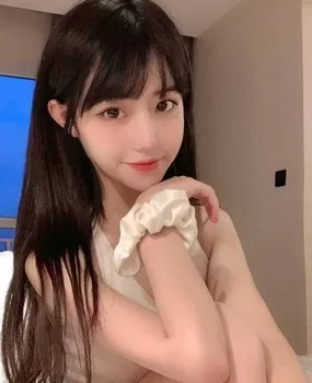 验证邻家可爱女孩，据说兼职才下水不久，良心推荐