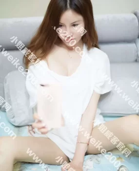 漂亮，温柔，爆乳，腿玩年~最新开发的S型辣妹，女仆式大保健过瘾