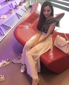 天河甜美小姐姐💯