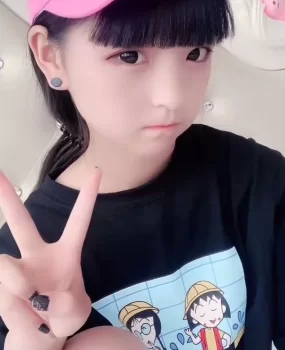 巨乳萝莉下面紧