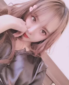 玩了一个不错的小模特