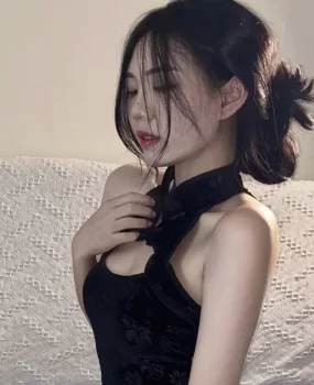 北京朝阳区 胸大屁股大的妹子 手感极佳蜜汁爆棚 推荐狼友