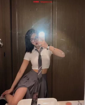 山东临沂兼职学生妹可69后入内射颜射吞精